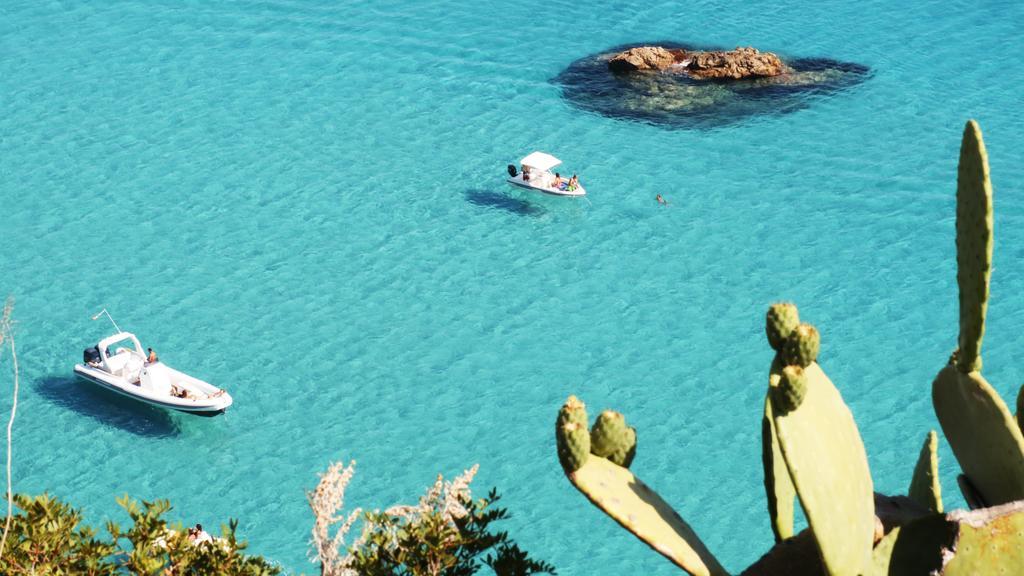 Hotel Baia Del Capo Ricadi Exteriér fotografie