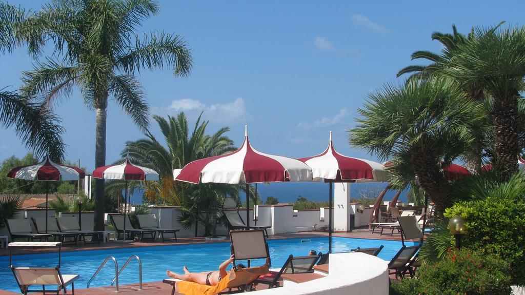 Hotel Baia Del Capo Ricadi Exteriér fotografie