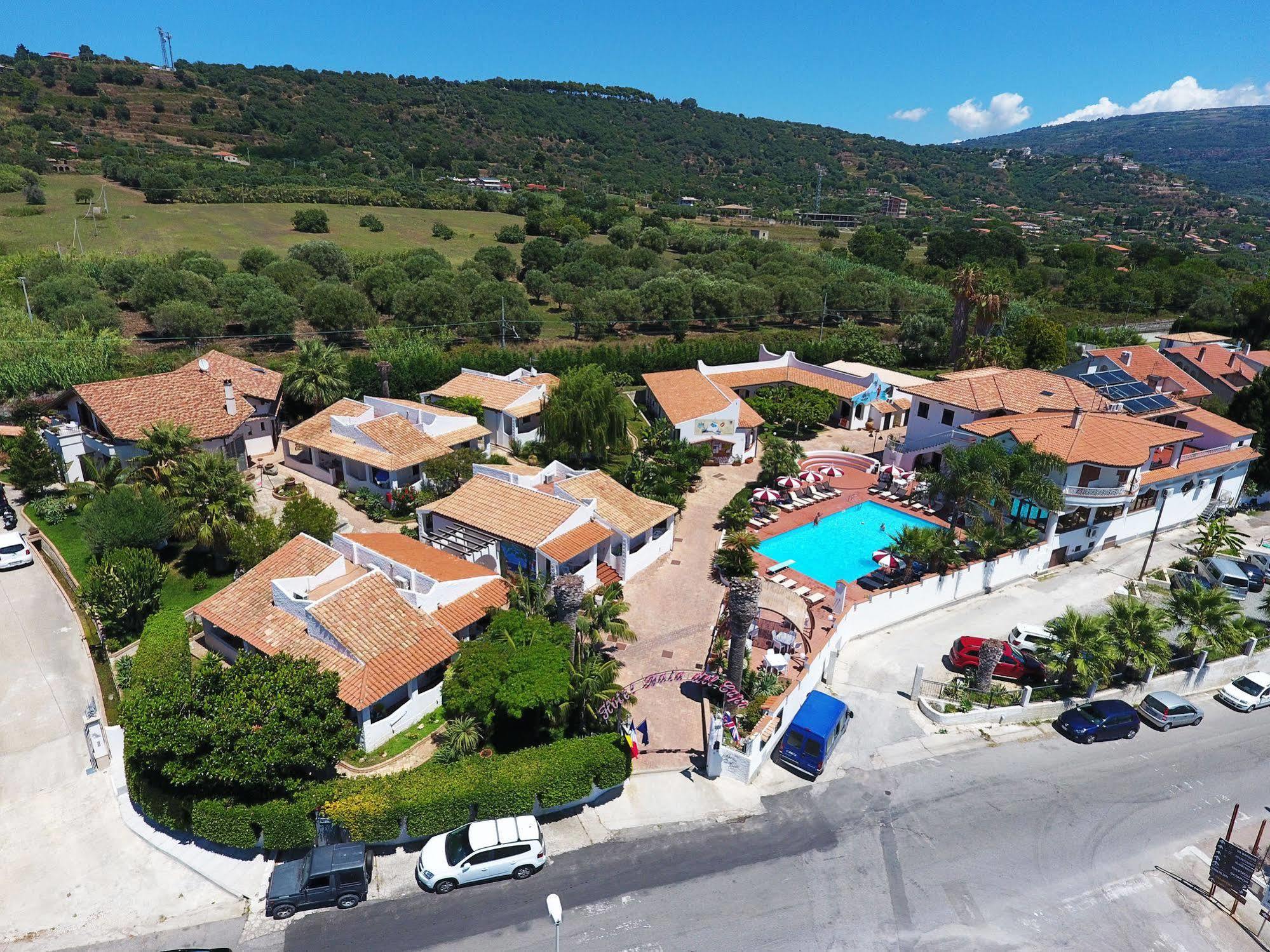 Hotel Baia Del Capo Ricadi Exteriér fotografie